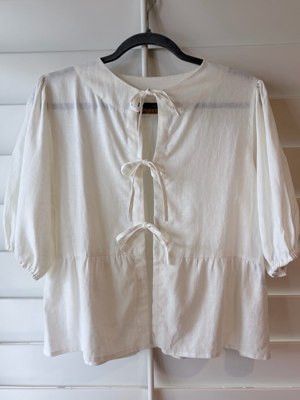 PROYECTO RUFINA EUC Ivory White Linen 3 Bow Tie Top Blouson Sleeve M